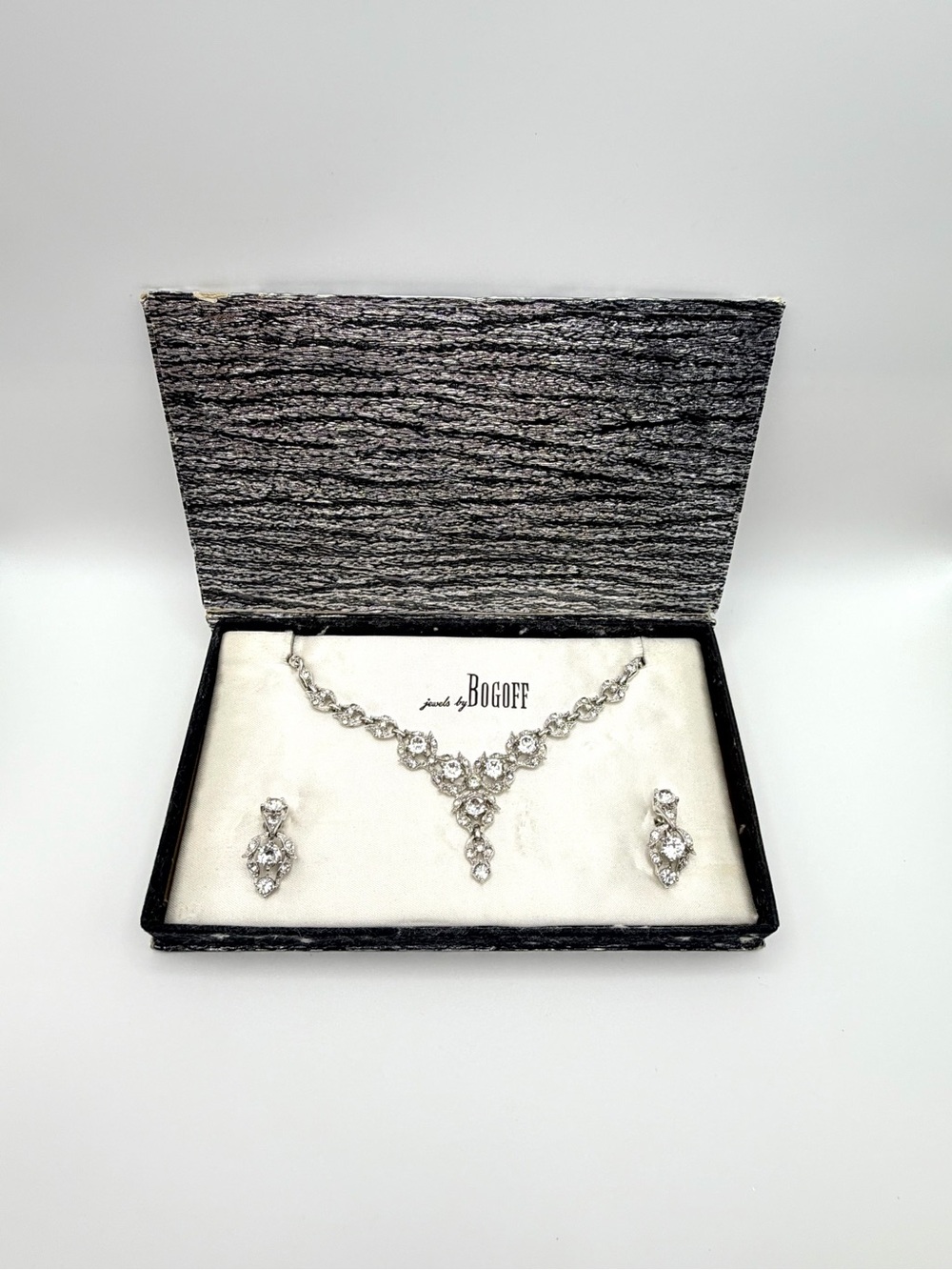 Vintage Luxury MCM 1950s Bogoff Rhinestone Crystal Necklace Earrings NIB 16-18”